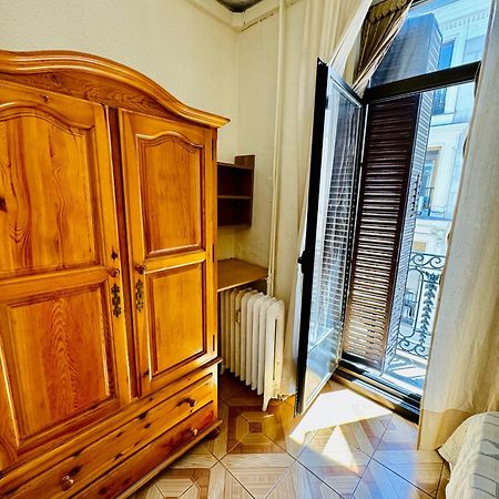 Hostal Fuentesol Madrid Exterior photo